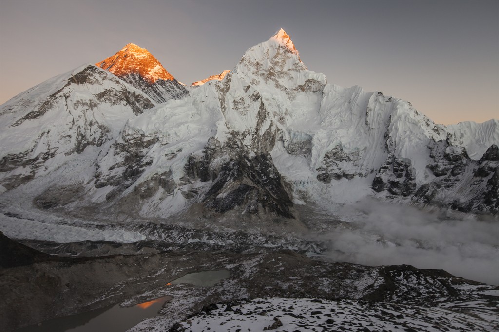Khumbu Everest Base Camp Nepal Self-Support Nuptse Sunset